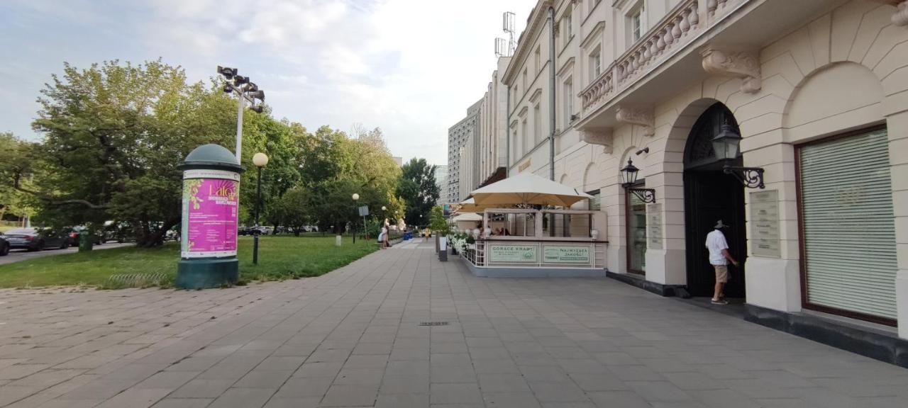 Labo Ogrod Saski * Warszawa